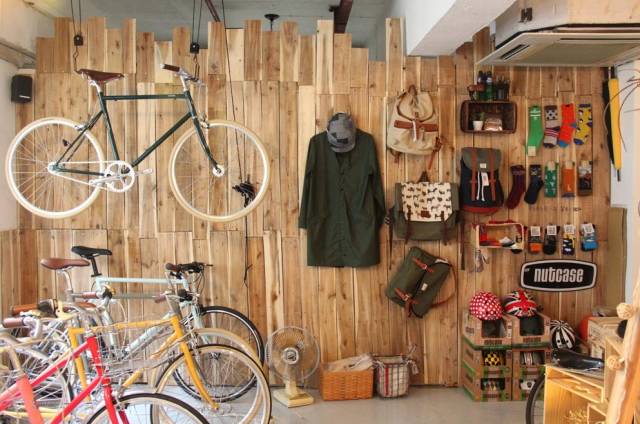 香港奇葩咖啡厅清单:买文具修单车葛优躺,就是不让你好好喝咖啡!